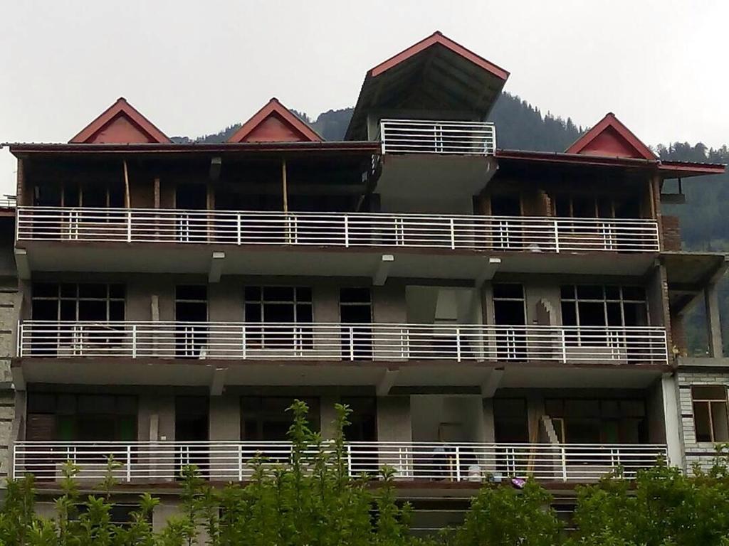 Akash Hills Hotel Маналі Екстер'єр фото